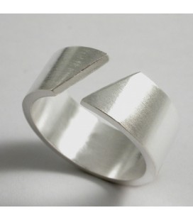 Bague pour homme Contemporaine "030F"